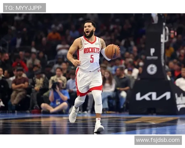 2015季前赛火箭与鹈鹕激战回顾精彩瞬间与球员表现分析 2015季前赛火箭与鹈鹕激战回顾精彩瞬间与球员表现分析