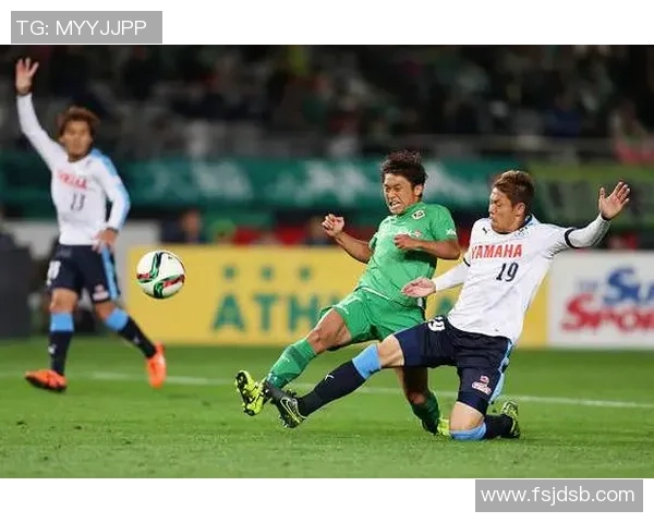 东京绿茵迎战长崎成功丸力争主场胜利展现球队实力与斗志 东京绿茵迎战长崎成功丸力争主场胜利展现球队实力与斗志