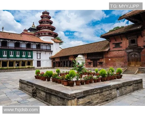 探索摩尔特里的魅力与历史深度,揭示其在文化与旅游中的独特地位 探索摩尔特里的魅力与历史深度,揭示其在文化与旅游中的独特地位